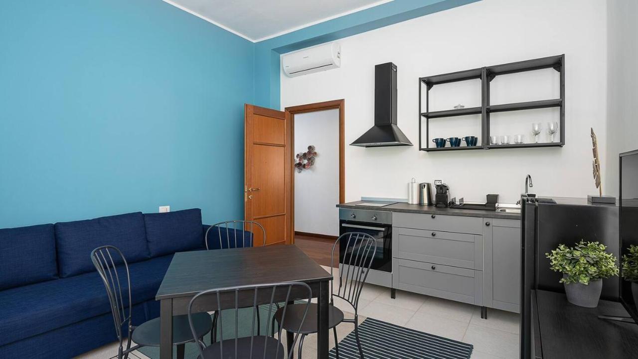 Apartamento Blue City Paradise - Renovated Apt In Center Milán Exterior foto