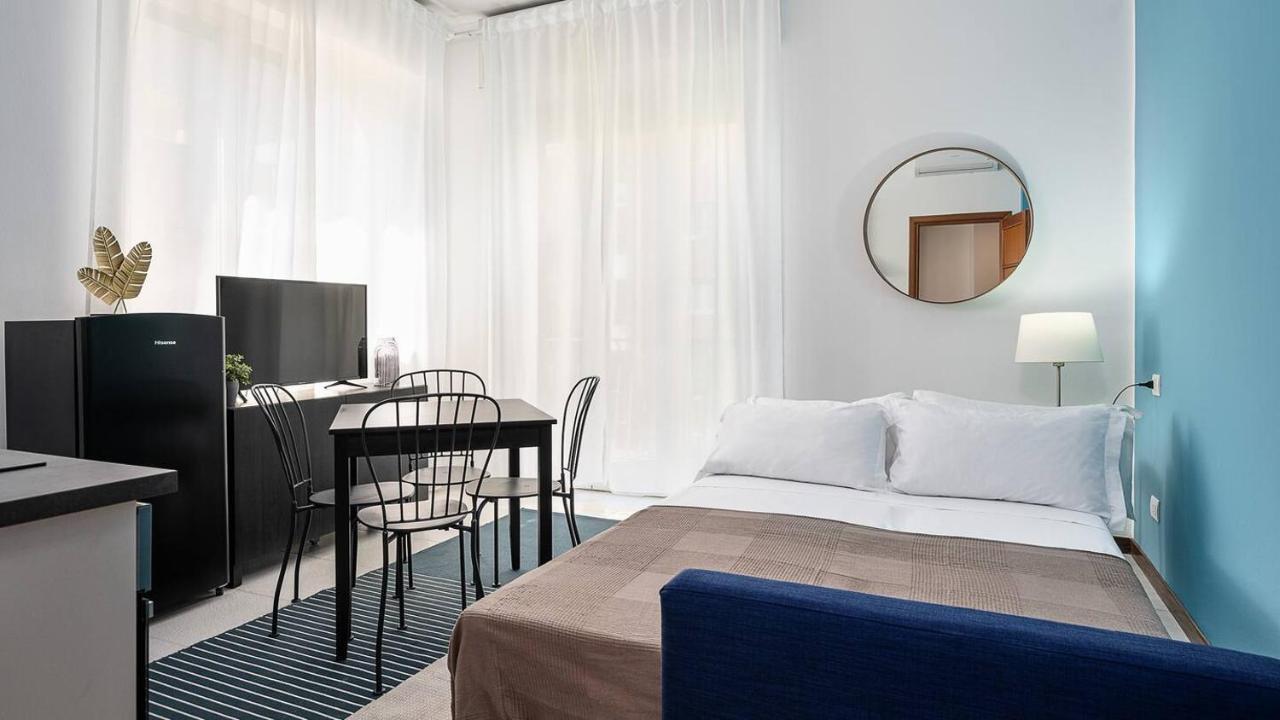 Apartamento Blue City Paradise - Renovated Apt In Center Milán Exterior foto